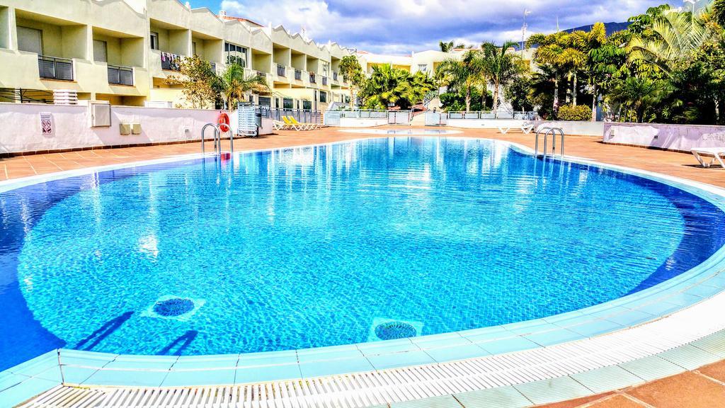 Townhouse Corona Costa Adeje Bagian luar foto